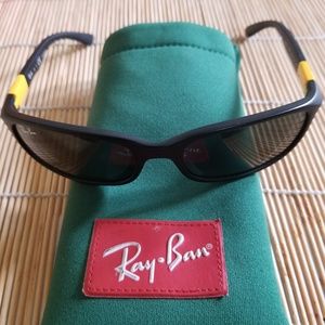 Raybans sunglasses